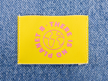 Étiquettes à coudre “There is no planet B”