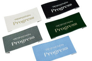 Étiquettes à coudre “Perfection Progress” Étiquettes à coudre “Perfection Progress”
