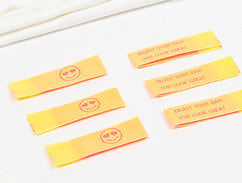 étiquettes à coudre taffetas “Enjoy your day! You look great”
